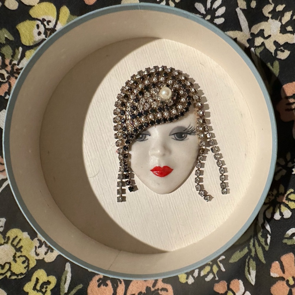 Vintage Style Face Brooch with Rhinestones Flapper Art Deco